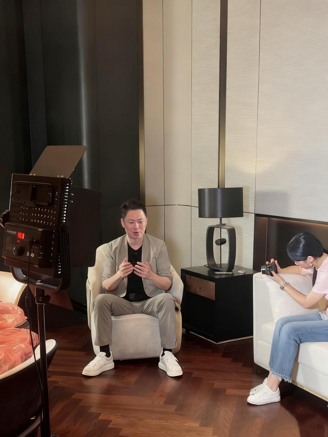 专业老师教设计，辅导员讲创业！这所大学的“双师课”开进了校友餐厅