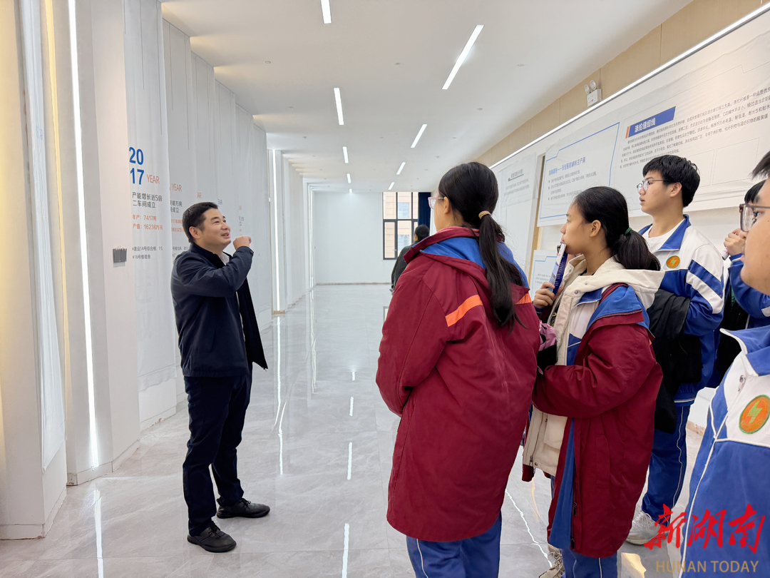 澧县举办“企业进校园”专场招聘会