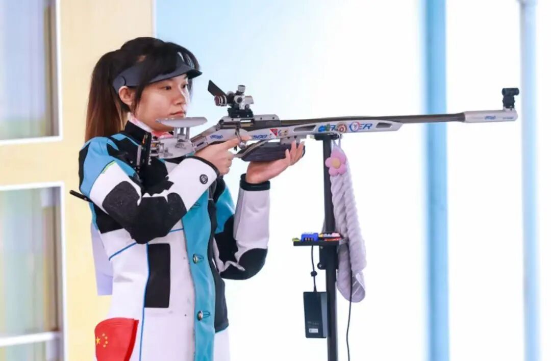 刚拿全国大奖！这位岳阳姑娘的枪，已瞄准下一个战场！