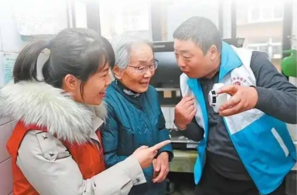 服务类救助，怎样助到心坎上｜人民日报