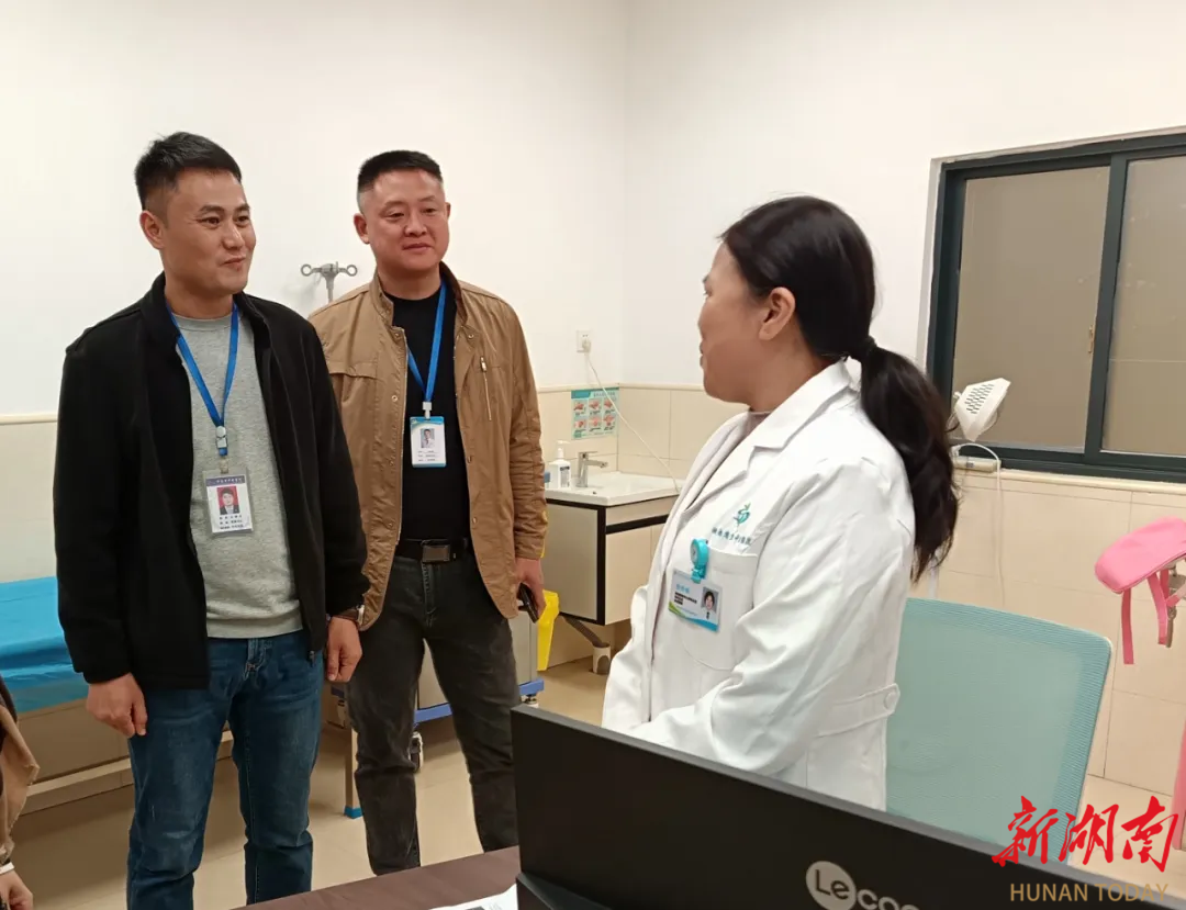 【医疗服务提升】祁阳市中医医院邀请知名专家坐诊、传经送宝