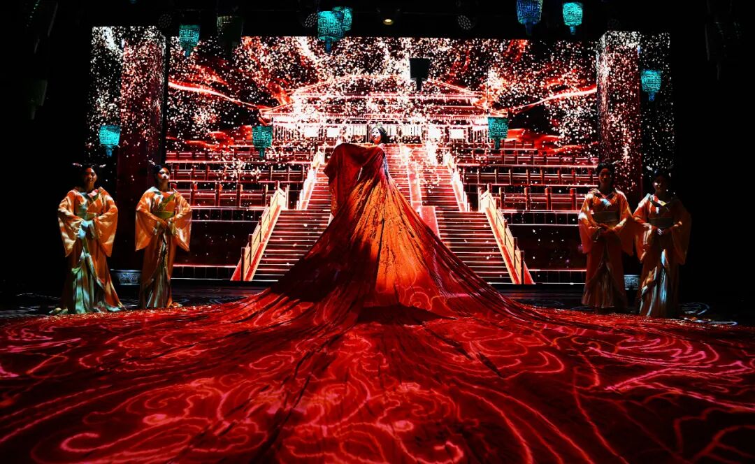 湘超球迷免费福利！欲攻长沙，先《寻长沙》 