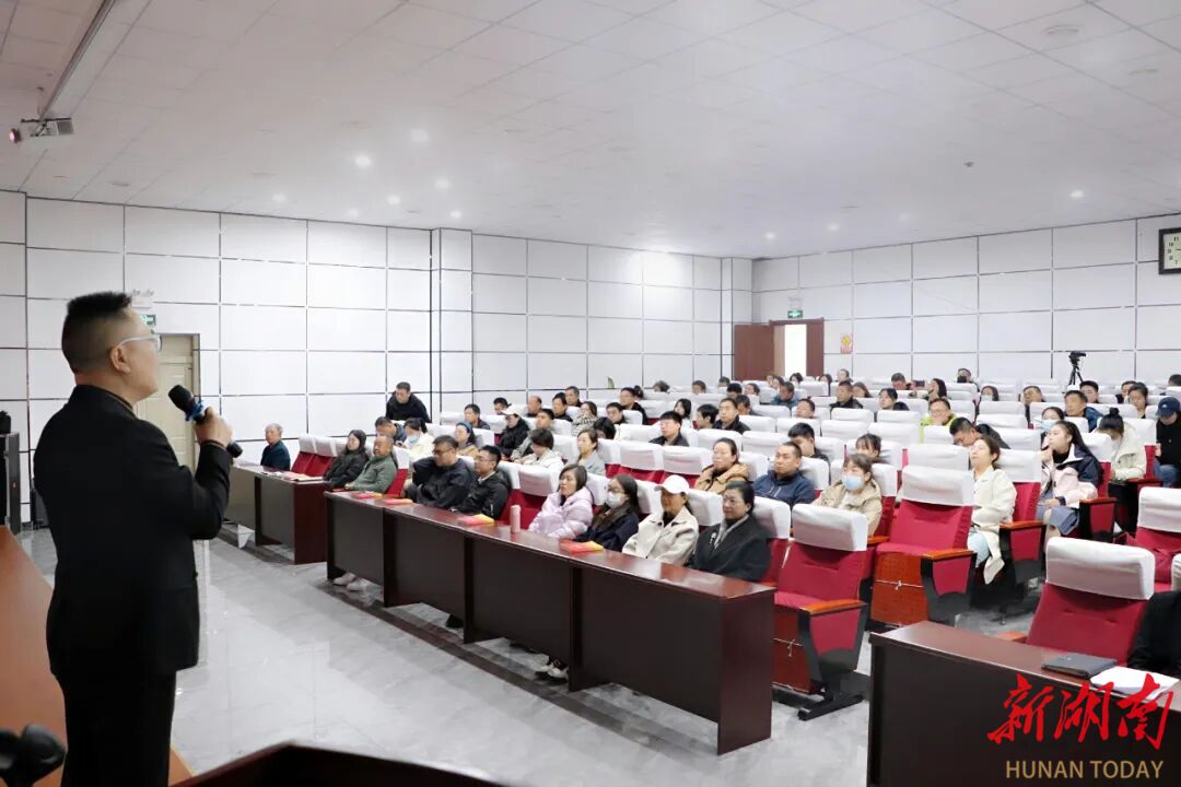 三赴辽宁，线上线下23个会场听他讲“如何当好党支部书记”