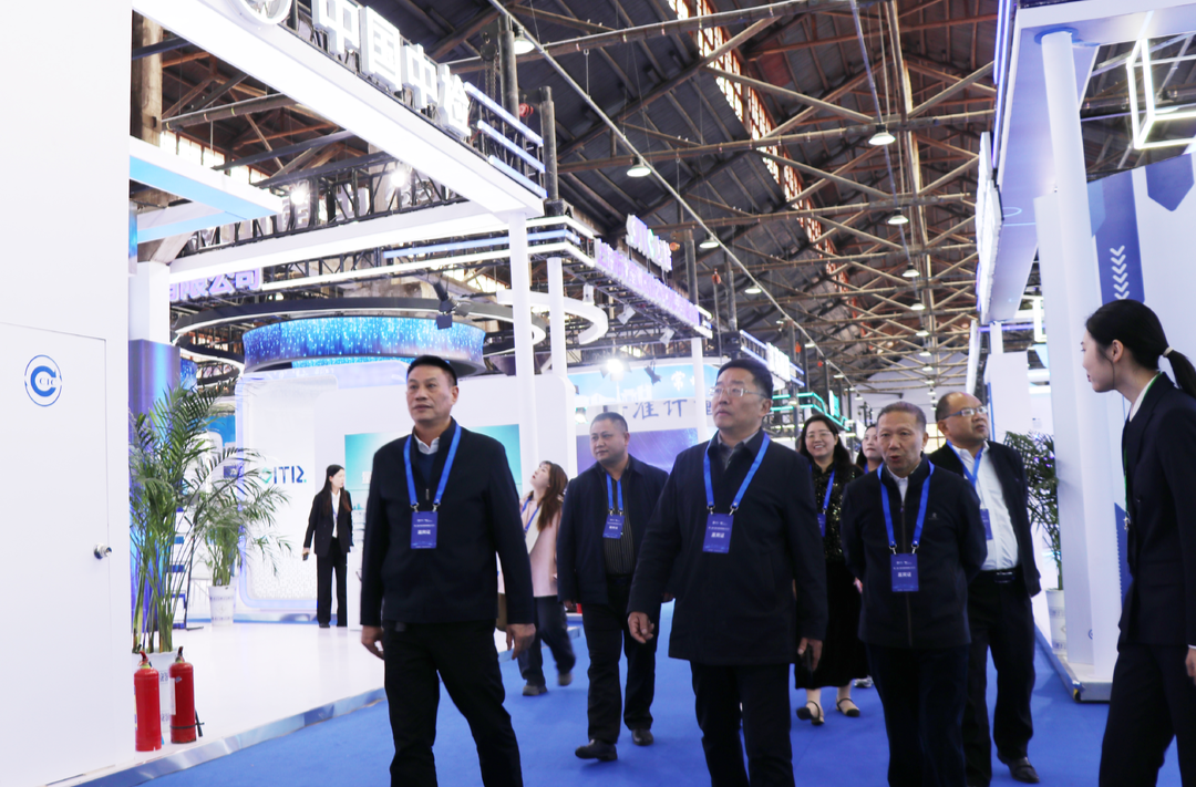 对接计量前沿！湖南工商职业学院组织教职工代表参观第二届计量仪器装备展