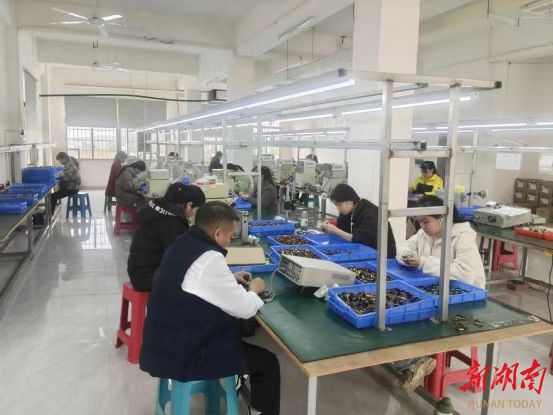 石鼓区：就业帮扶“小车间” ，增收共富“大平台”