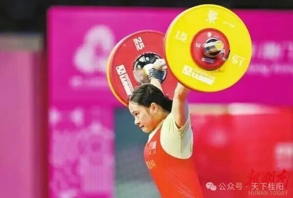 赛场勇夺“双金” 小城“点石成金”丨桂阳推动“体育+”融合 把赛场热度转化为发展动能