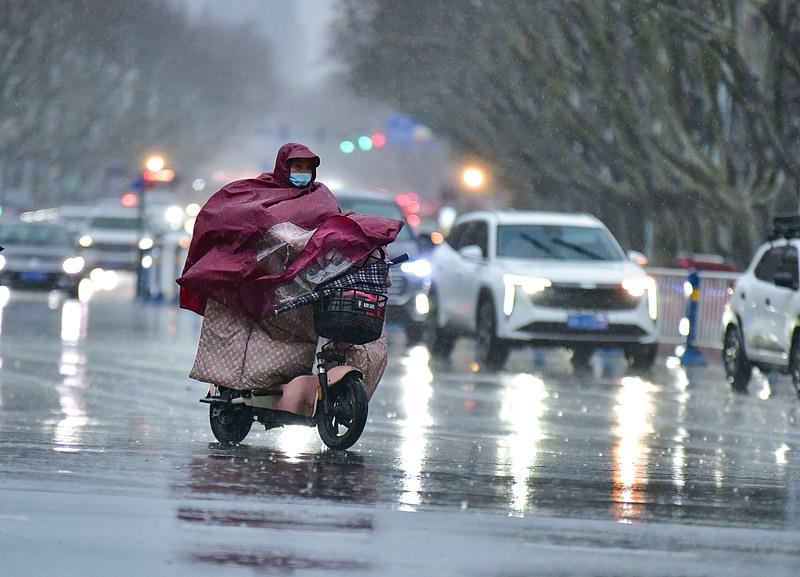电动车与机动车发生事故，责任如何划分？最高法征求意见