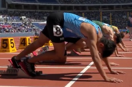 李泽洋成为第八位跑入10秒10的中国男子百米运动员