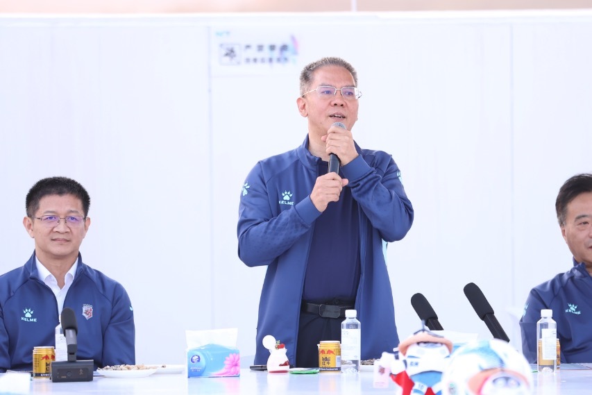 曹慧泉与株洲队球员共话“湘超”：一支队一座城一条心