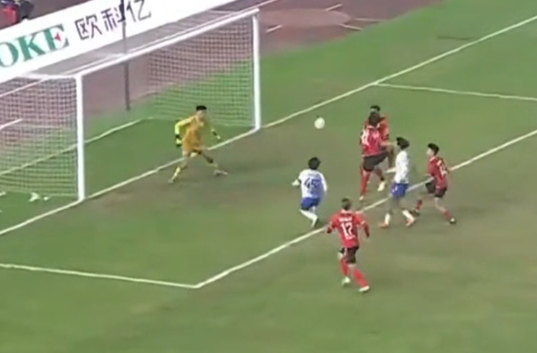 疯狂的“湘超”丨闪电速度！娄底2分钟破门得分