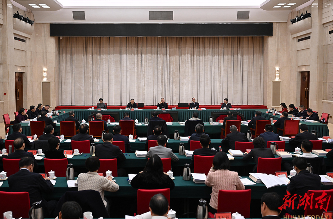 沈晓明主持召开各民主党派省委会、省工商联和无党派人士座谈会