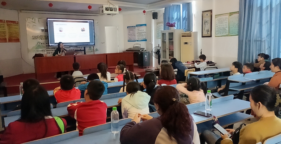 体教融合育新苗，棋趣相伴共成长