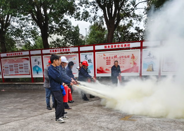 政企联动筑防线 湘园社区为粮仓“量身定制”消防课