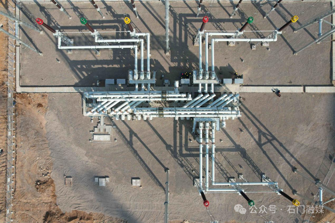 陕煤石电公司三期500kV升压站倒送电一次成功！