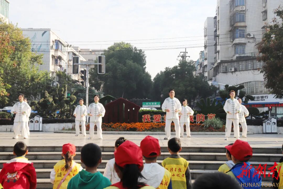 药香漫莲城！湘潭市中医医院第十三届秋冬养生膏方节“圈粉”无数