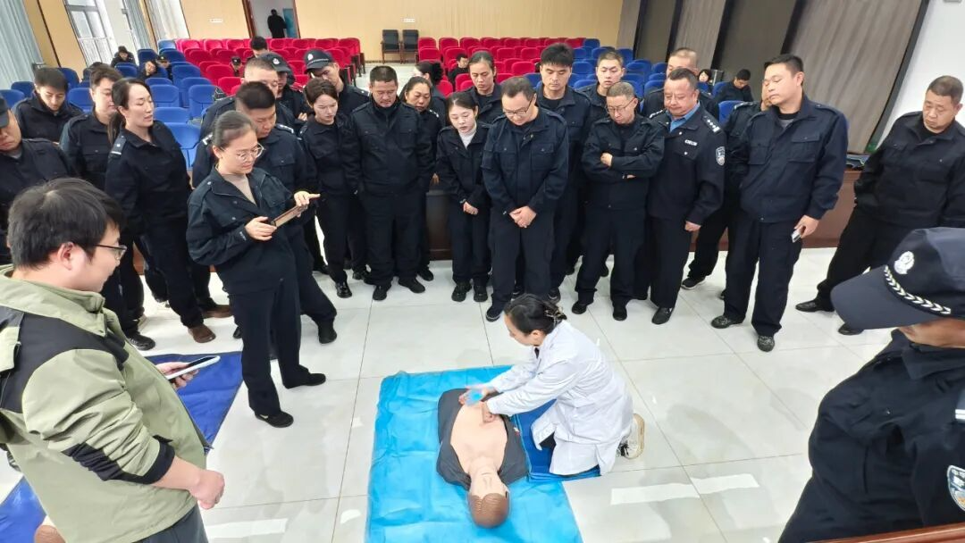 张家界市法院司法警察集中普训活动圆满结束