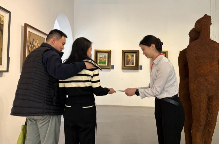 长沙民政职业技术学院“向远方”团队助力卿云艺游园，实践生命关怀新范式