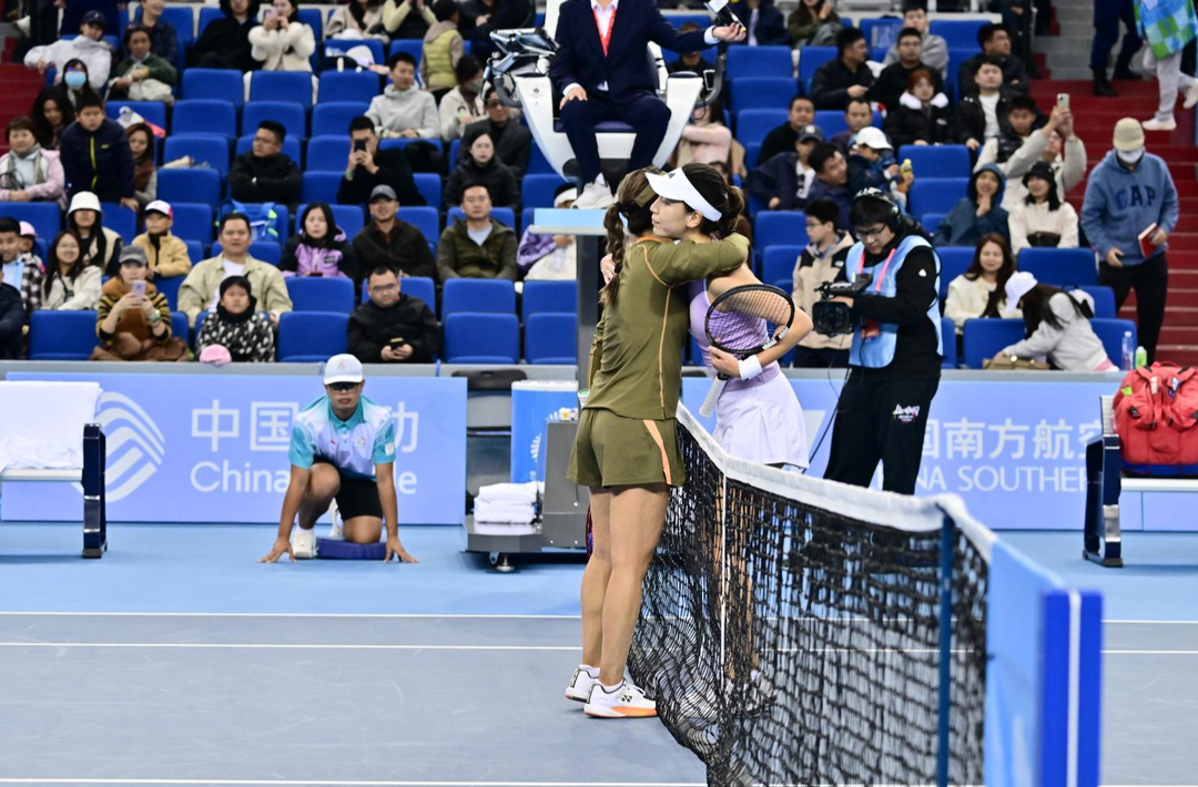 十五运｜网球：单打决赛明日打响！商竣程、吴易昺、朱琳、高馨妤会师男女单决赛