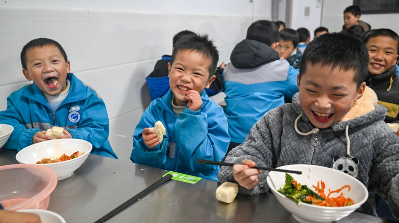 暖心举措托举百姓幸福感