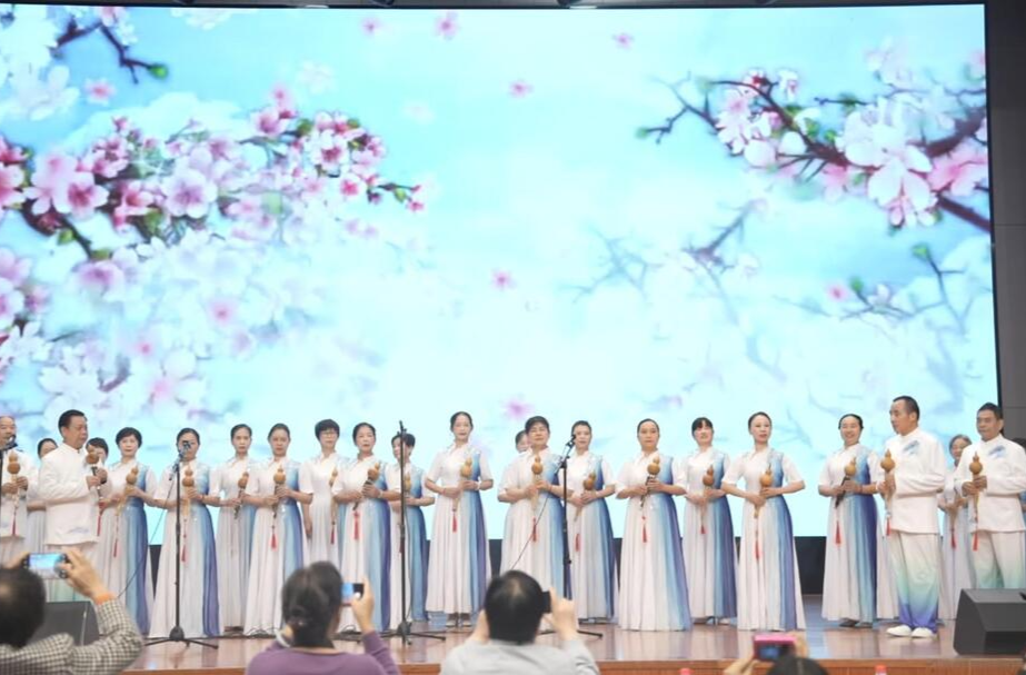 《梨花颂》葫芦丝——长沙开放大学