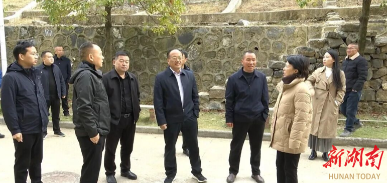 新化县人大常委会督办代表重点建议办理工作