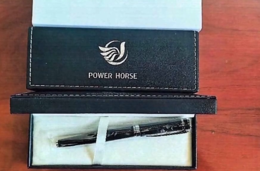 大学生遭“卖笔”骗局 被四拨人轮番上阵骗走8000元