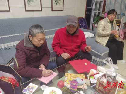 长沙高塘岭社区：织就暖冬守护网，网格宣讲正当时