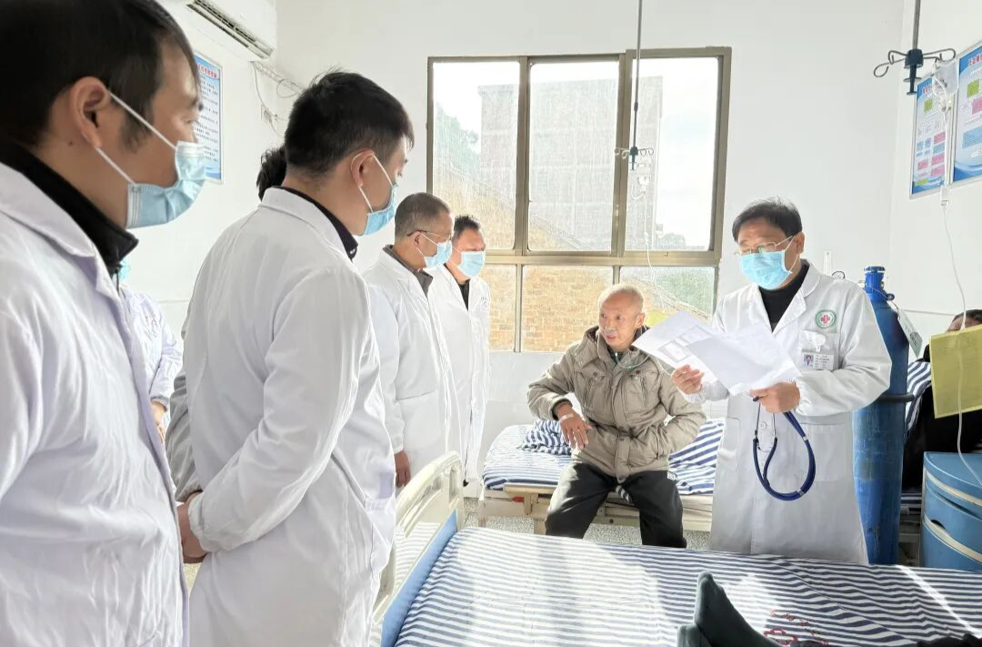 优质医疗下沉基层！耒阳市人民医院开展世界慢阻肺日主题活动深化医联体建设