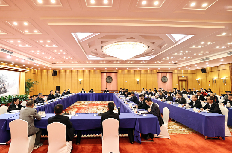毛偉明赴深圳學習考察并與湘商代表座談