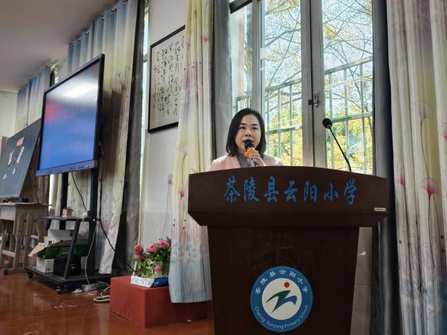 以“网络双师课堂”为桥梁，不断探索优质教育均衡配置新路径