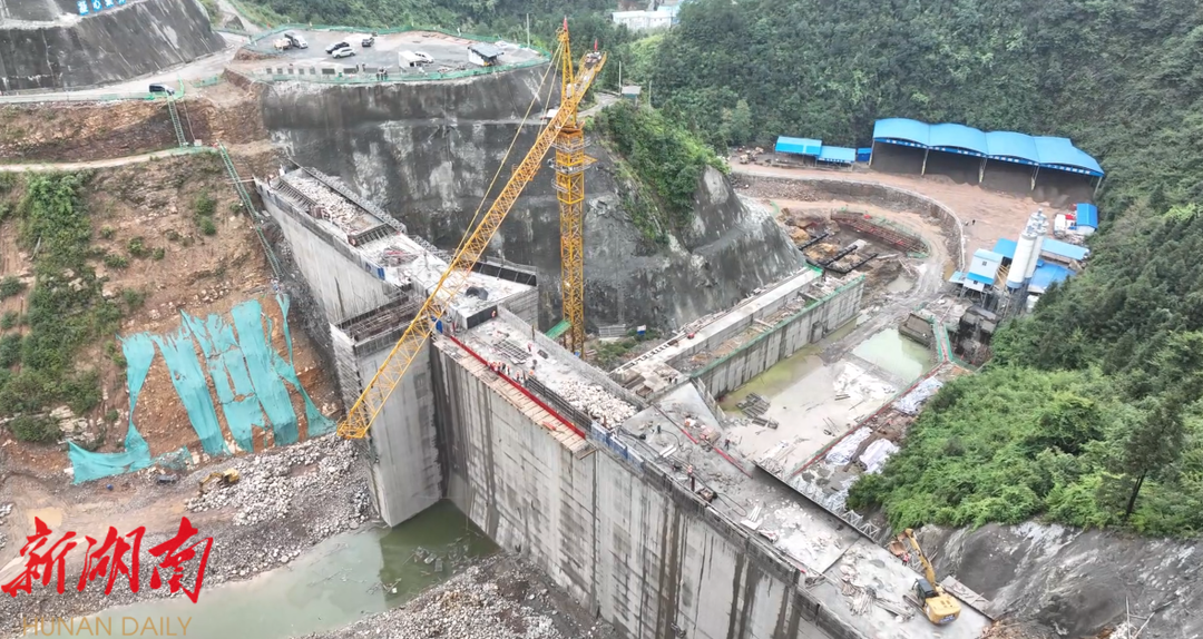 宁远：冲刺年底大坝封顶 多功能水利工程加速成型