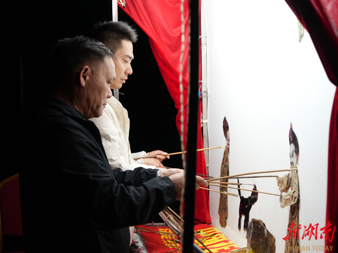 一灯一影一世界！看皮影戏如何添彩清溪儿童戏剧周