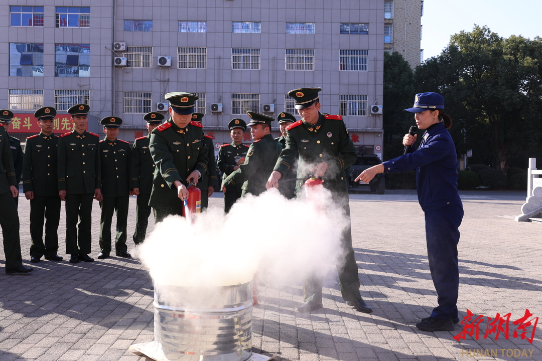 火焰蓝携手橄榄绿 共筑警营安全防线