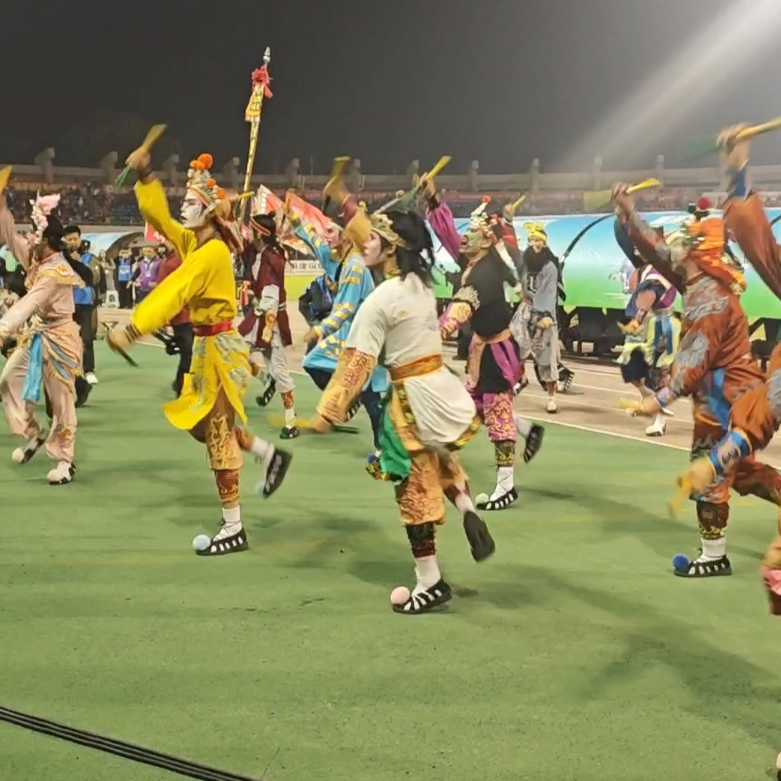 视频丨湘超第11轮，潮汕英歌舞闪耀湘潭主场