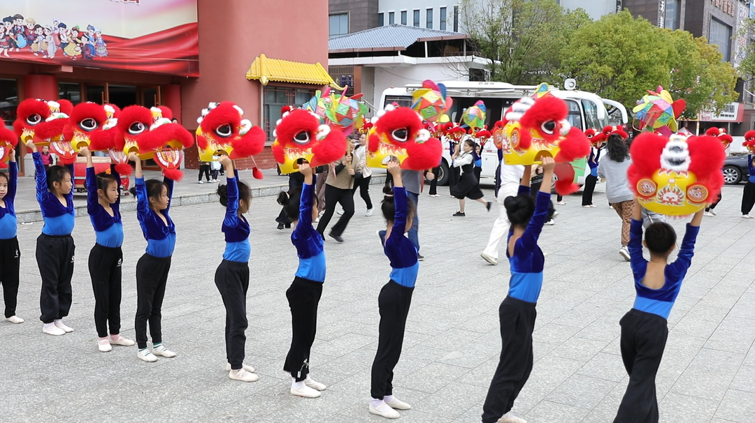  江华：70 周年县庆筹备热火朝天文艺盛宴与民俗欢腾齐迎华诞