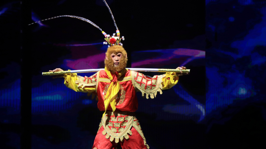 还记得你第一次看《大闹天宫》是在哪吗？零距离感受就是不一样！