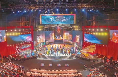 在湖湘，遇见文学的光——“2025中国文学盛典·湖南文学周”走笔 |湘江副刊潮头