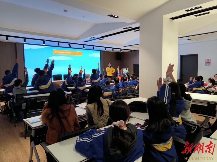 从阅读者到服务者：安化县“小小图书管理员”儿童志愿者岗前培训圆满举行