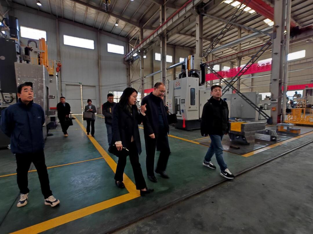 湖南交通职院院长阳勇率队赴长沙思胜智能设备有限公司调研洽谈