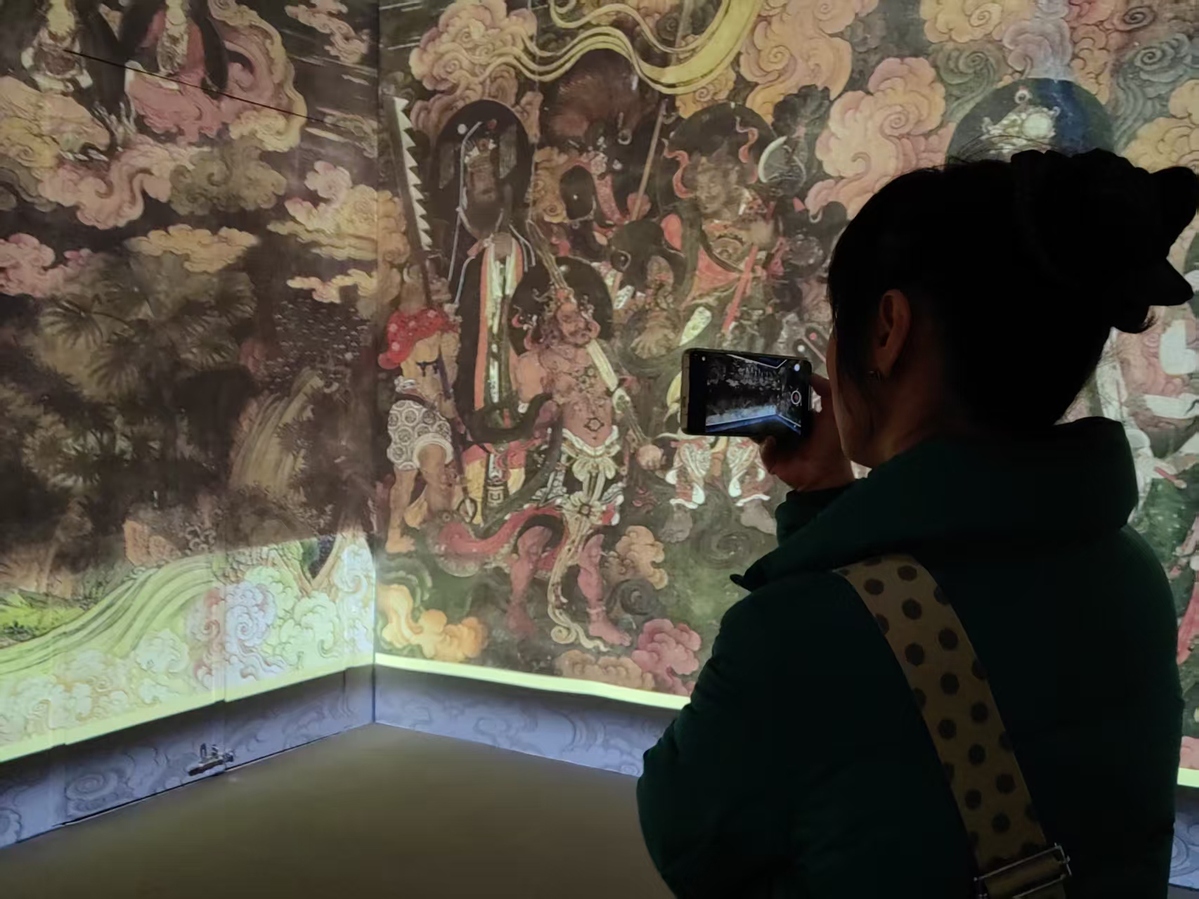 Two ancient temples in the spotlight in Beijing