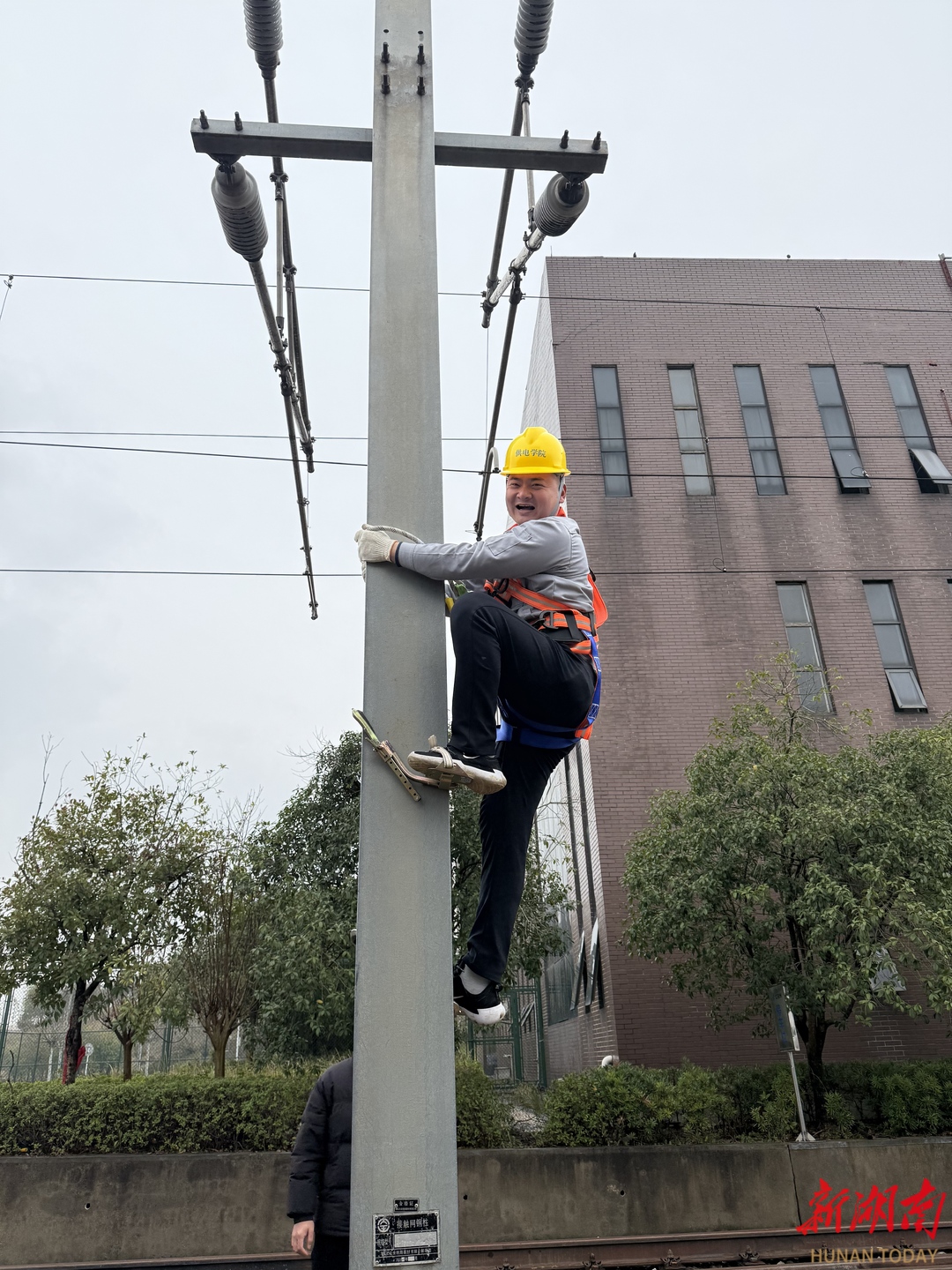 对话39岁“学弟叔”③|毕业季感言：十年创业未展颜，重返校园拾笑颜