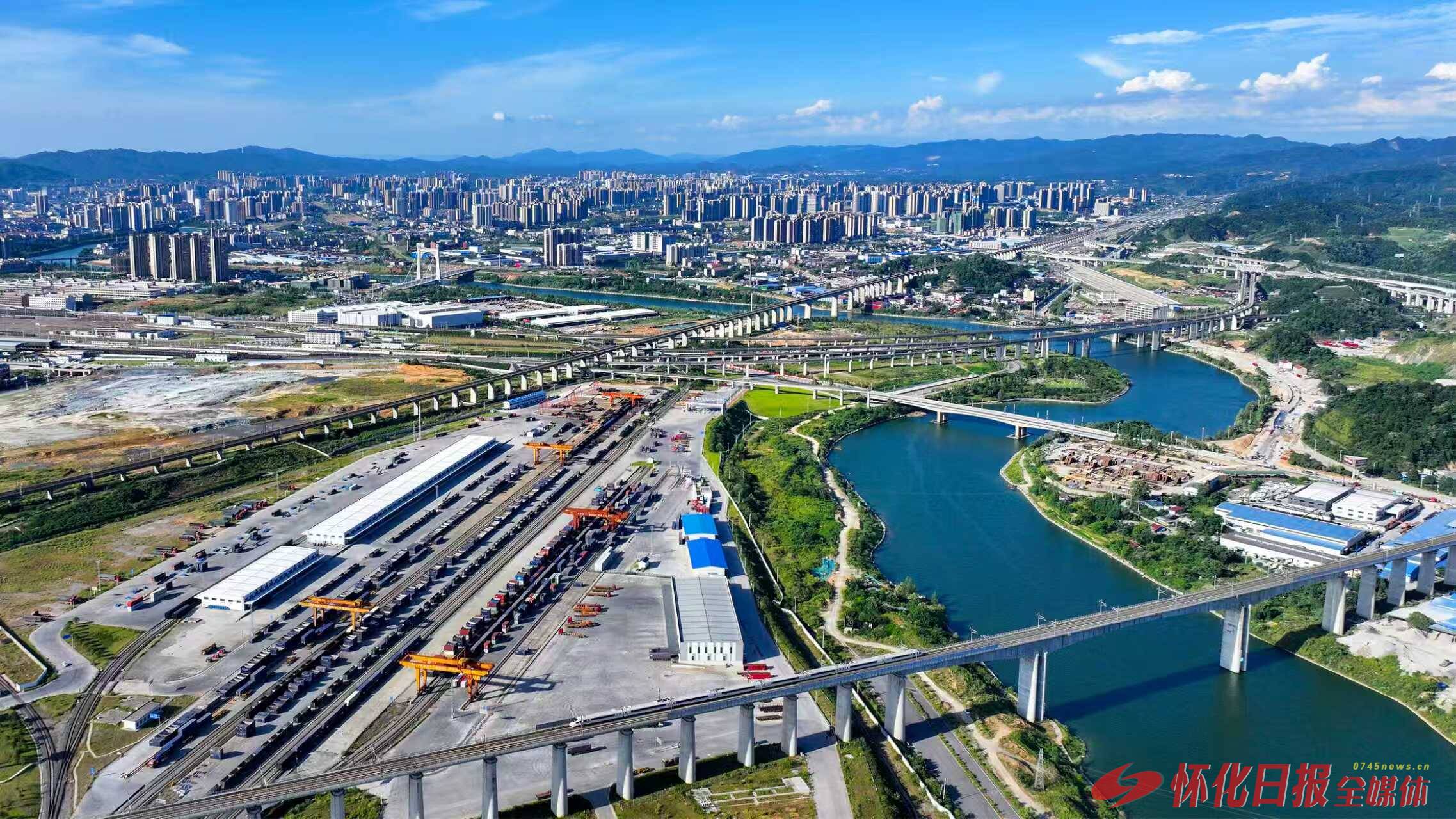 怀化打响秋冬“呼吸保卫战” 六大举措守护“怀化蓝”