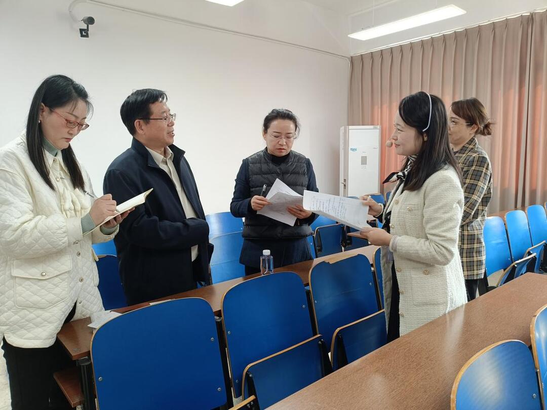 沉浸式“推门听课”，长沙高校校长把脉思政课堂新生态