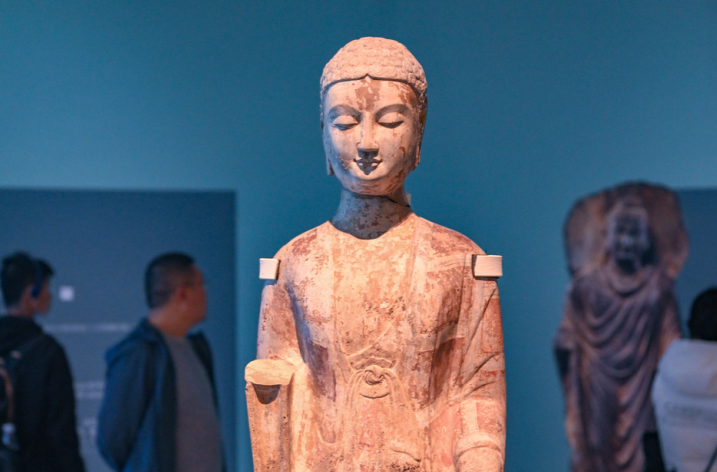 Art Exhibition of Qingzhou-style Buddha Statues Opens at Hunan Museum
