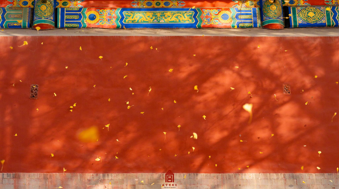 转发收藏！故宫初冬鎏金壁纸上新了