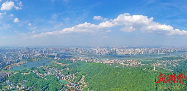 湖南日报特稿丨拼出来的长沙蓝！