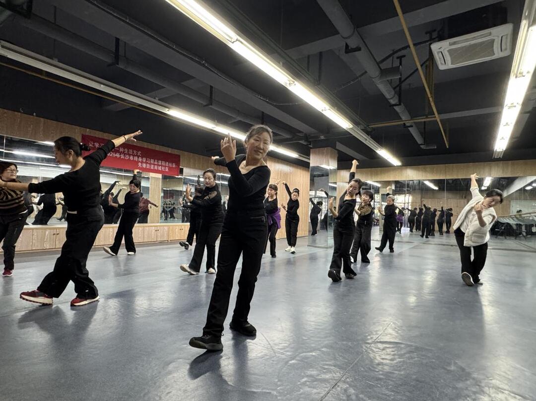 精品课程进社区 为团队学习赋能