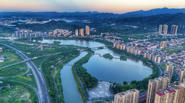 优质医疗资源如何向下“扎根”——临湘市县域医共体改革的暖心答卷@湖南日报