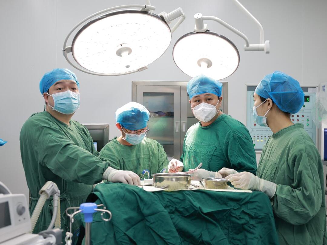 百岁老人命悬一线，医者仁心创造生命奇迹——新田县中医医院成功救治高龄急性硬膜下血肿并脑疝患者