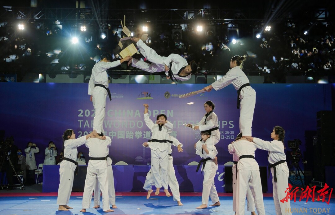 2025年中国跆拳道公开赛长沙开幕，国内外700余名顶尖高手争夺奥运积分